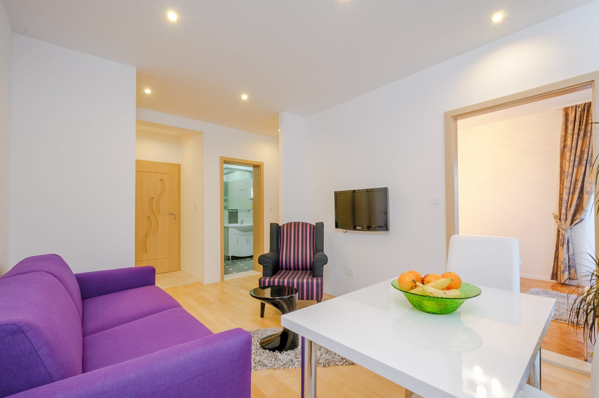 Apartments Zuvela Сплит Экстерьер фото