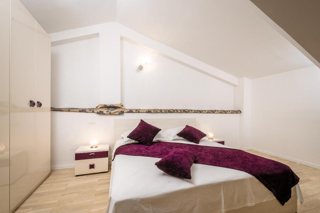 Apartments Zuvela Сплит Экстерьер фото