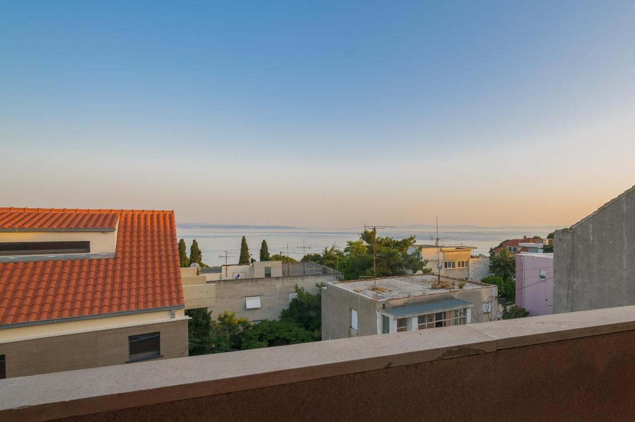 Apartments Zuvela Сплит Экстерьер фото